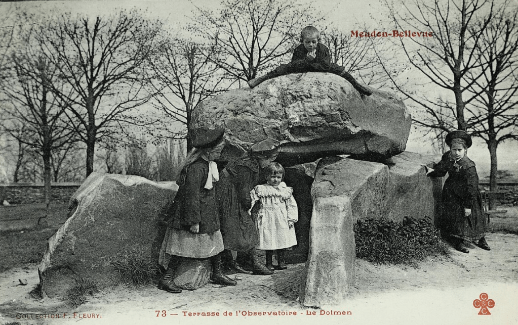 Dolmen dit la Pierre de Rabelais