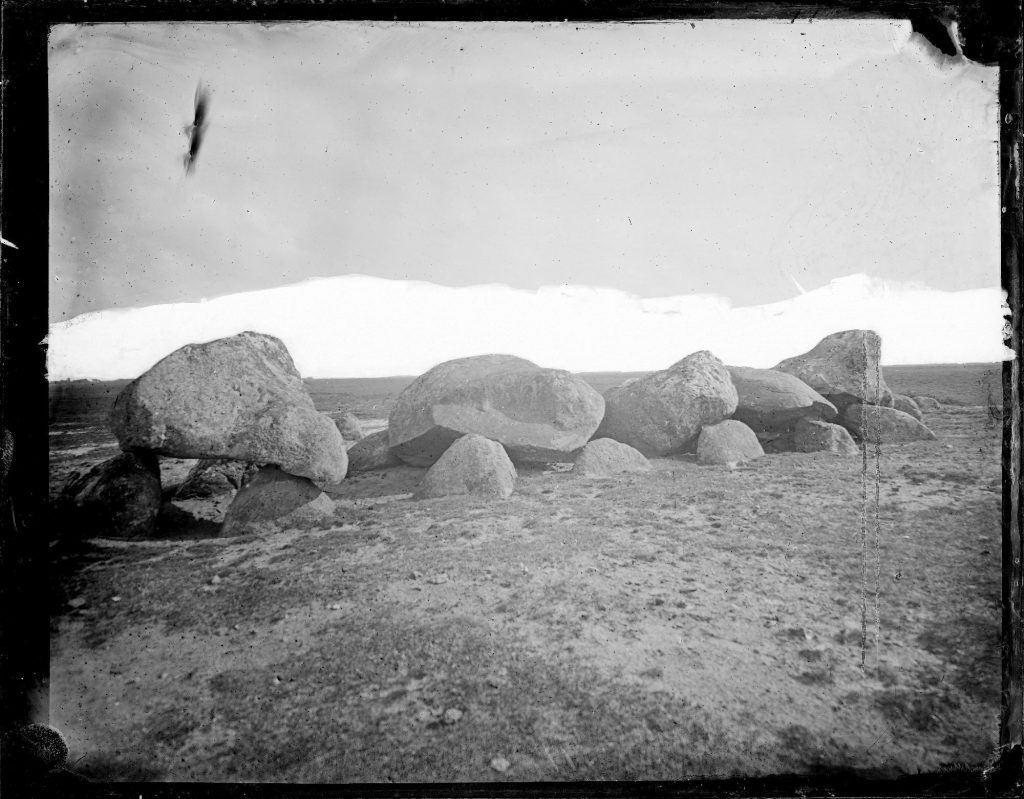 The Dolmens of Drouwen (D19 &&nbsp;D20)